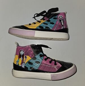 8.5 Nightmare Before Christmas high top sneakers, Jack & Sally, GroundUp